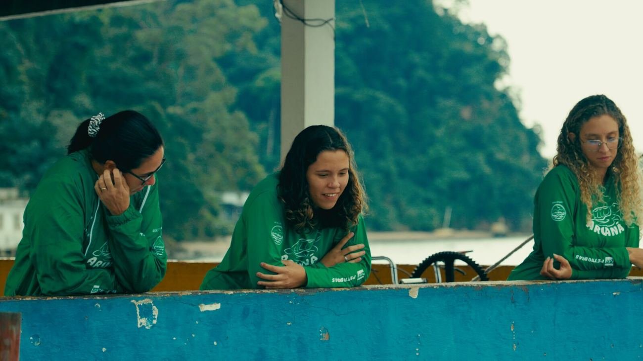 Still from The Century-Old Fishery of Guanabara Bay